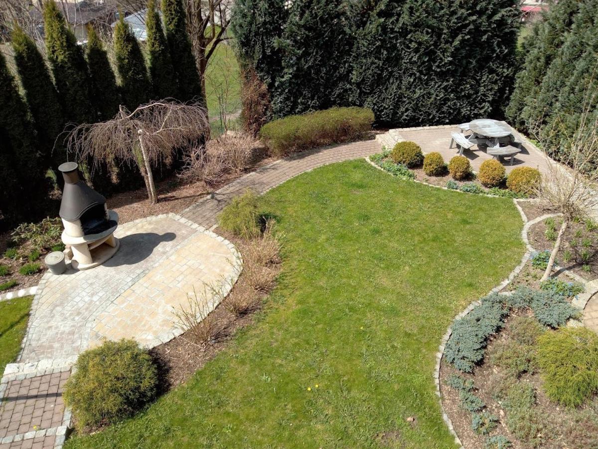 Pokoje Goscinne Monti Kudowa-Zdrój Exterior foto
