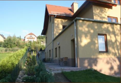 Pokoje Goscinne Monti Kudowa-Zdrój Exterior foto